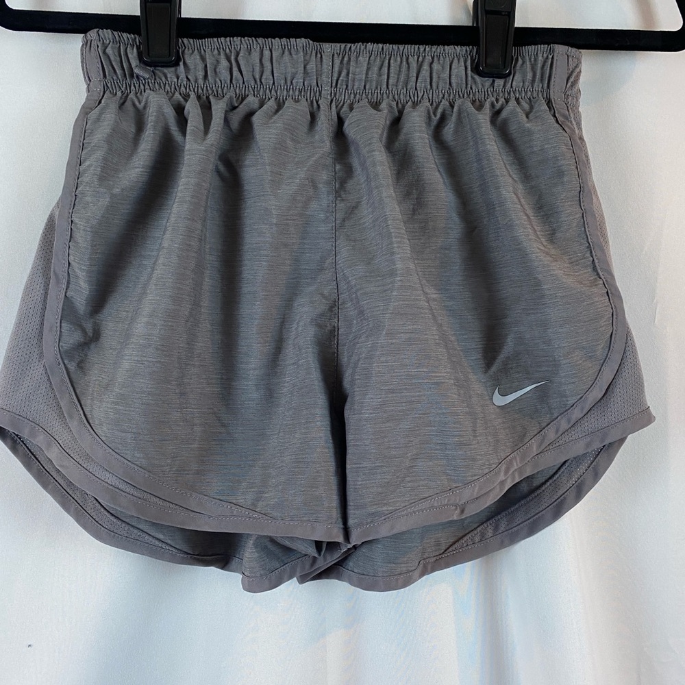 Nike Dri Fit Women's Gray‎ Lined Running Shorts